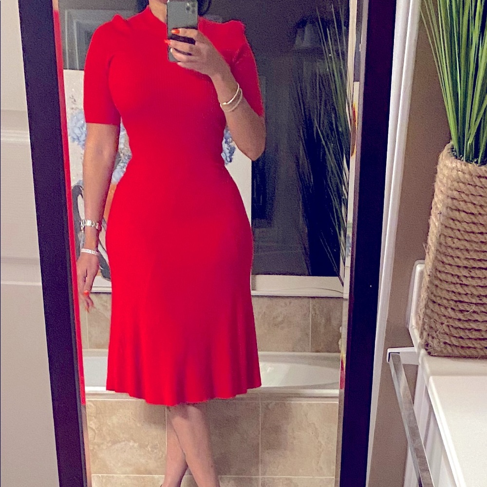 H & M Dress. Excellent Fit.Size S.